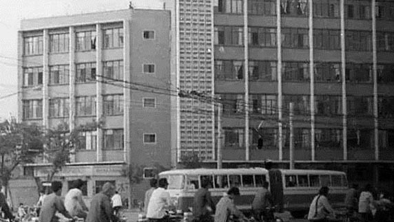 1984年万能电器服务部成立