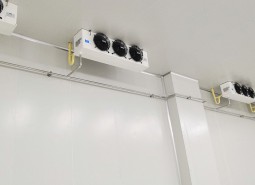 甘肃嘉峪关文殊镇12平米果蔬保鲜库安装工程-万能制冷